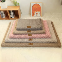 Calming Anti-Anxiety Dog Crate Mat – Plush Faux Fur | PuppyPaw™